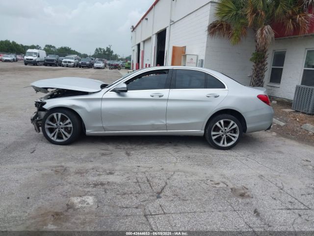 WDDWF4KB6JR398171 Mercedes-Benz C 300 4matic