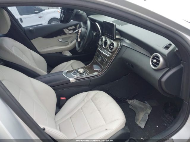WDDWF4KB6JR398171 Mercedes-Benz C 300 4matic