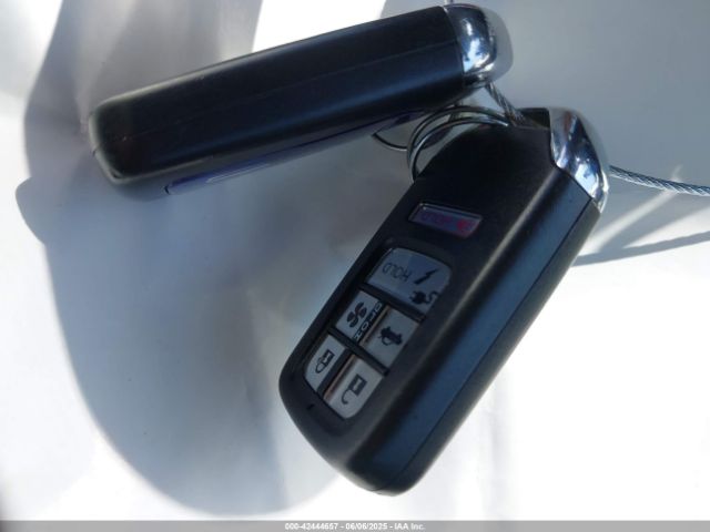2018 HONDA CLARITY PLUG-IN HYBRID JHMZC5F17JC015492 Photo 10
