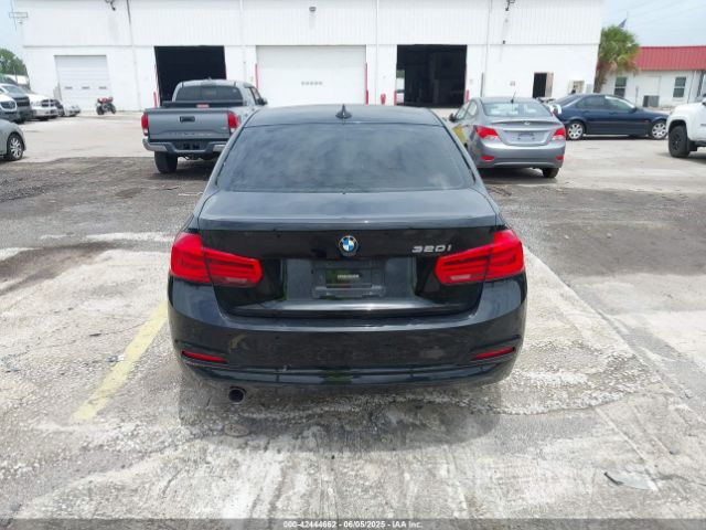 WBA8E1G53GNT35842 BMW 320i
