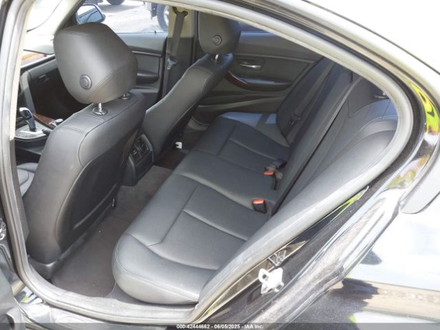 WBA8E1G53GNT35842 BMW 320i