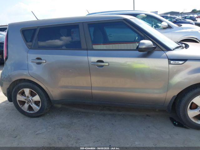 KNDJN2A27J7596489 KIA Soul