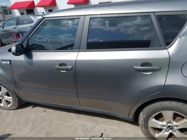 KNDJN2A27J7596489 KIA Soul