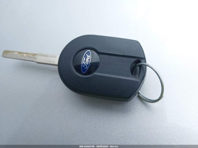 1FMCU9GDXHUA73293 Ford ESCAPE SE