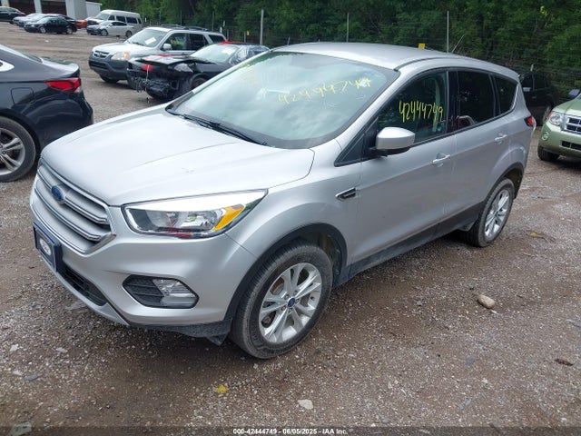 1FMCU9GDXHUA73293 Ford ESCAPE SE