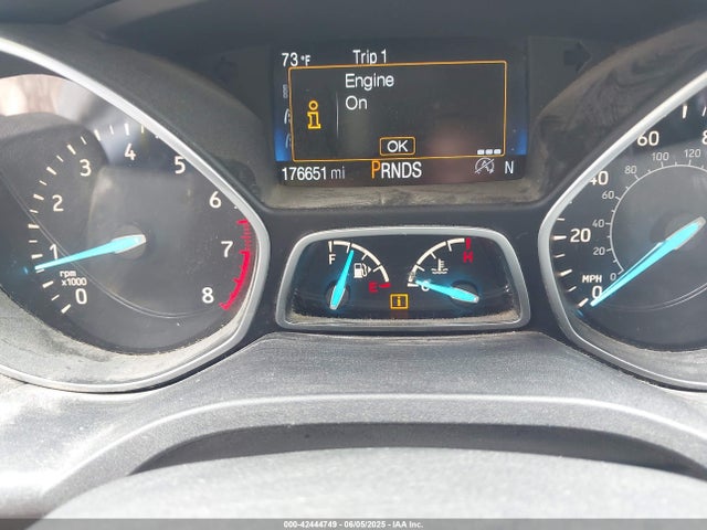 1FMCU9GDXHUA73293 Ford ESCAPE SE