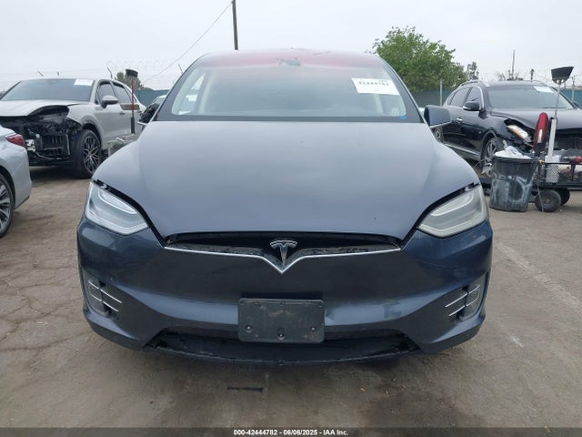 Tesla MODEL X 2016 5YJXCBE28GF019371 Image 11