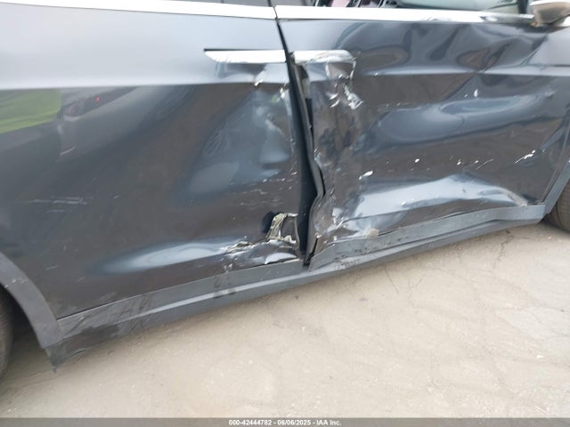 2016 TESLA MODEL X 5YJXCBE28GF019371 Photo 5