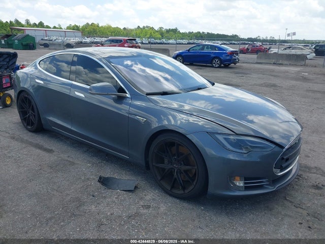 2013 TESLA MODEL S 5YJSA1DP9DFP17832 Photo 0