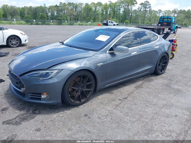 2013 TESLA MODEL S 5YJSA1DP9DFP17832 Photo 1