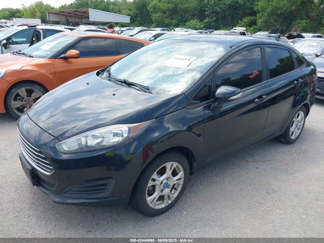 Ford 2014 2014 3FADP4BJ8EM132587 Image 2