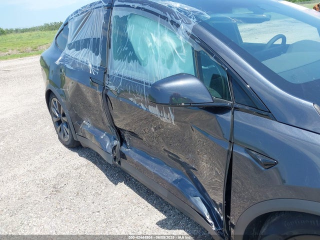 2025 TESLA MODEL X 7SAXCDE54SF462487 Photo 5