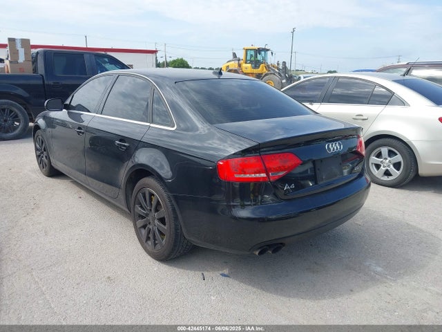 2010 AUDI A4 WAUEFAFL6AN024882 Photo 2