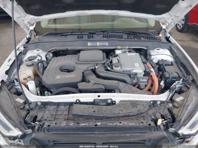 3FA6P0RU8HR229653 Ford Fusion Hybrid Titanium
