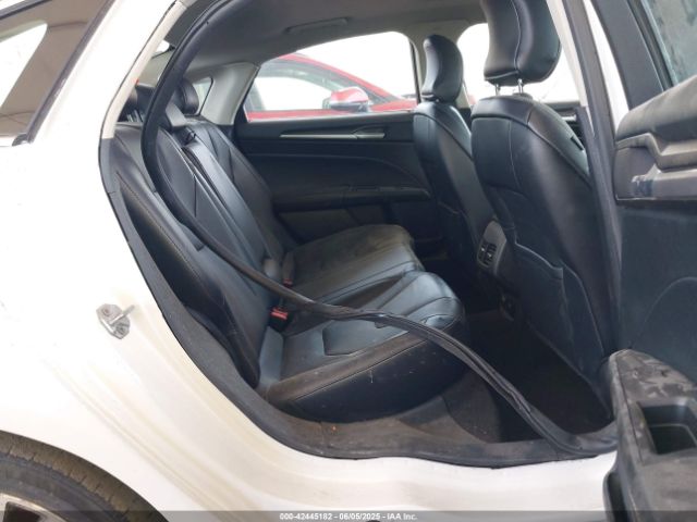3FA6P0RU8HR229653 Ford Fusion Hybrid Titanium