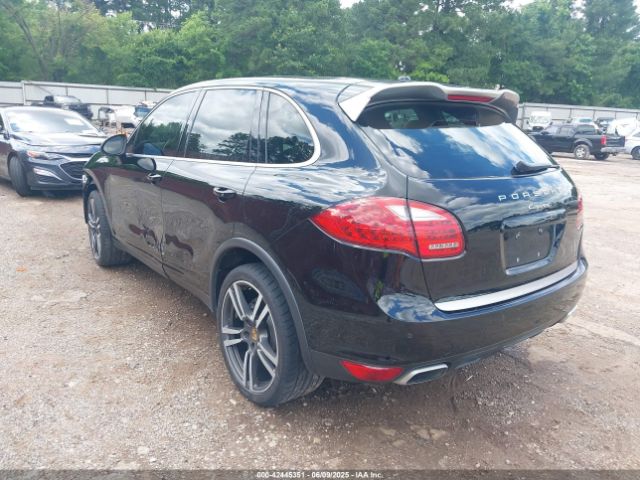 2014 PORSCHE CAYENNE WP1AA2A26ELA97738 Photo 2