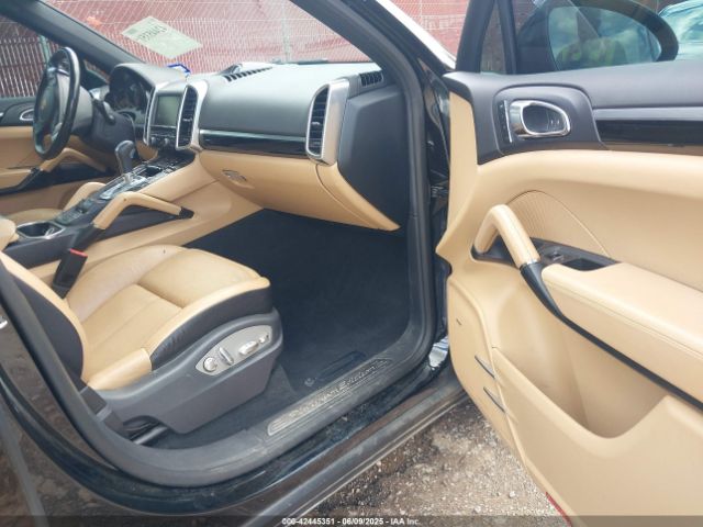 2014 PORSCHE CAYENNE WP1AA2A26ELA97738 Photo 4