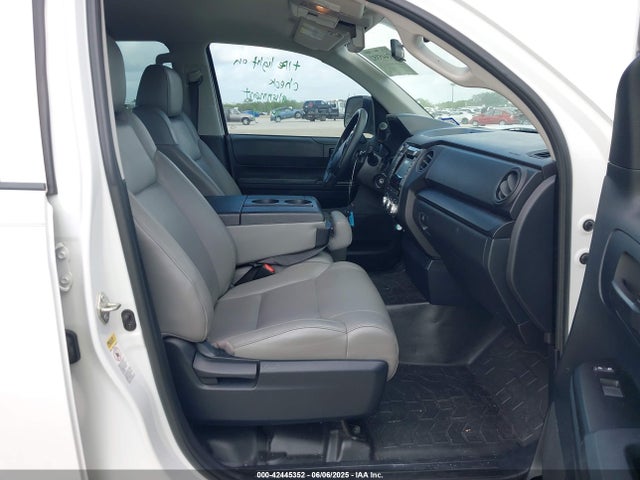 5TFRM5F16GX108620 Toyota 1ur-fe