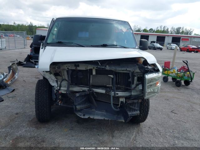 1FBSS3BLXEDA00930 Ford E-350 Super Duty Xlt