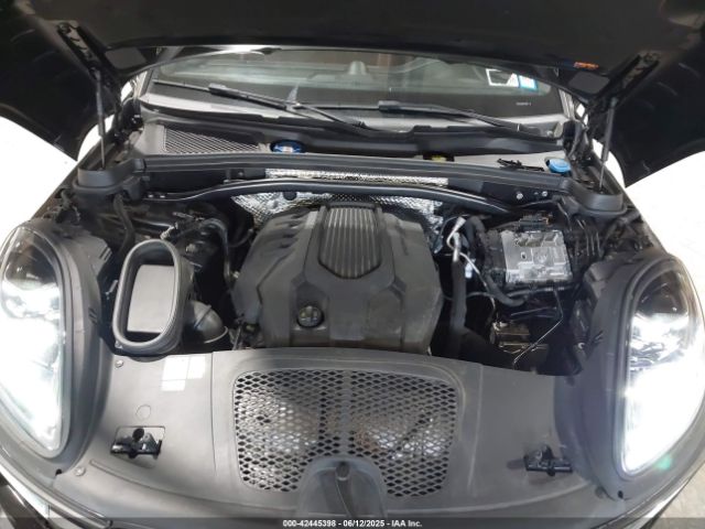 2022 PORSCHE MACAN WP1AA2A58NLB11942 Photo 9