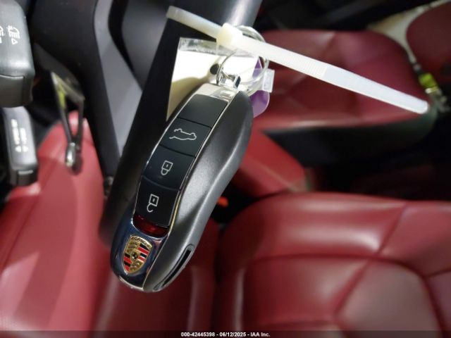 2022 PORSCHE MACAN WP1AA2A58NLB11942 Photo 10