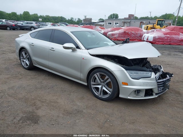 2017 AUDI A7 WAUW2AFC8HN085614 Photo 0