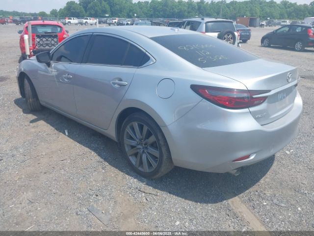 2018 MAZDA MAZDA6 JM1GL1TY0J1317883 Photo 2