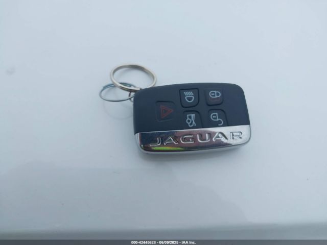 2015 JAGUAR XJ SAJWJ2GD9F8V90173 Photo 10