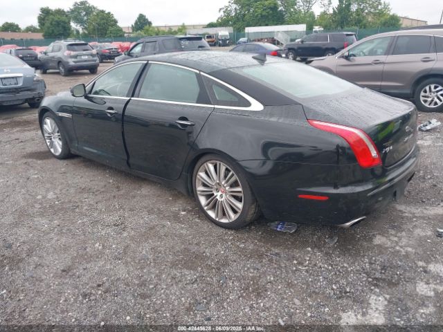 2015 JAGUAR XJ SAJWJ2GD9F8V90173 Photo 2