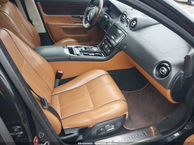 2015 JAGUAR XJ SAJWJ2GD9F8V90173 Photo 4