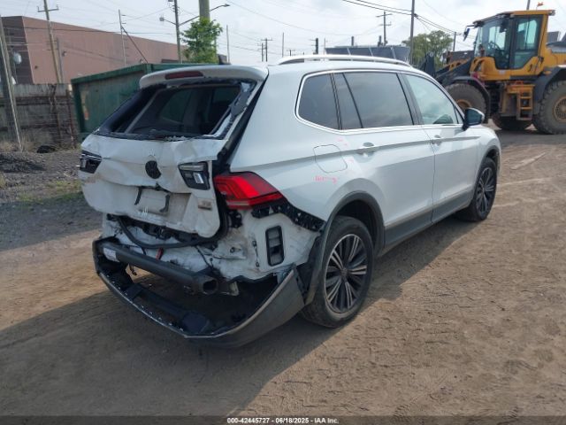 2018 VOLKSWAGEN TIGUAN 3VV2B7AX6JM099706 Photo 3