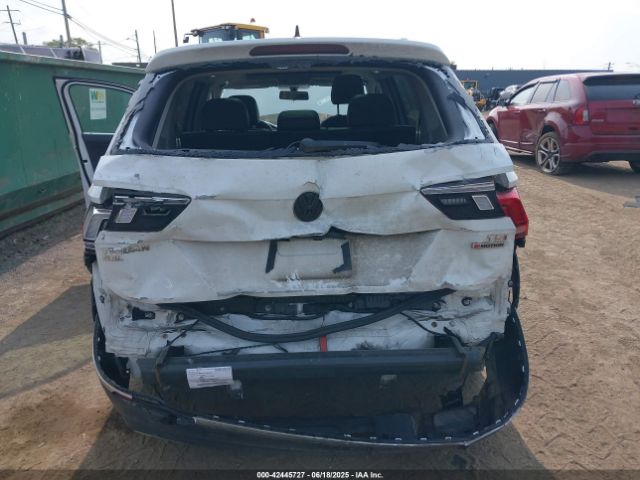 2018 VOLKSWAGEN TIGUAN 3VV2B7AX6JM099706 Photo 5