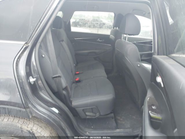 5XYPGDA34JG347241 KIA Sorento 2.4l Lx