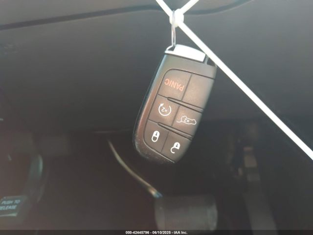 1C4RJFAG8KC701941 Jeep 2019