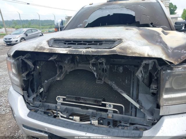 2017 GMC SIERRA 2500HD 1GT12UEY0HF222650 Photo 9