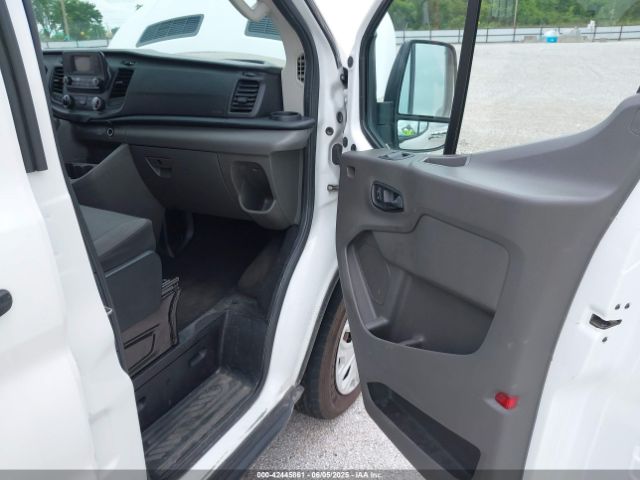 1FBAX2Y80MKA31866 Ford Transit-350 Passenger Van Xlt