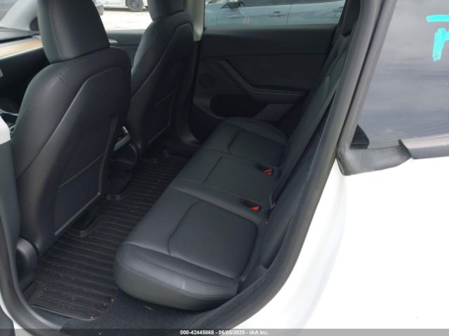 2023 TESLA MODEL Y 7SAYGDEE0PA065534 Photo 7