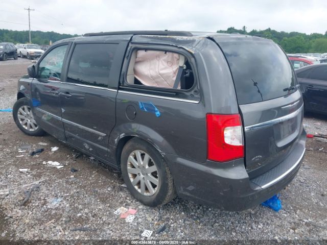 2015 CHRYSLER TOWN & COUNTRY 2C4RC1BG7FR743607 Photo 2