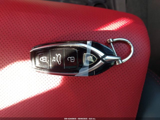 2022 LAMBORGHINI URUS ZPBUA1ZL2NLA18676 Photo 10