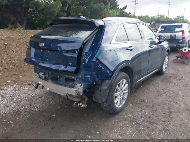 2021 CADILLAC XT4 1GYAZAR49MF022498 Photo 3