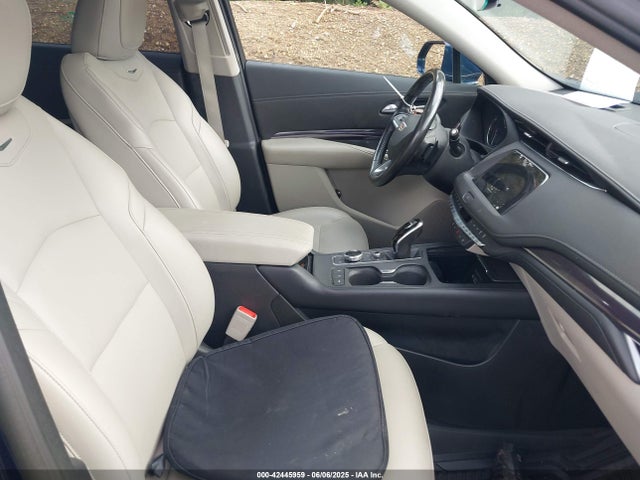 2021 CADILLAC XT4 1GYAZAR49MF022498 Photo 4