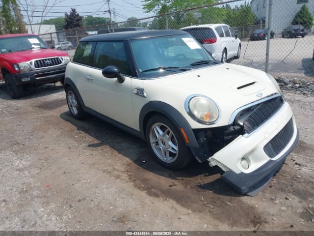 2008 MINI COOPER S WMWMF73548TV37106 Photo 0