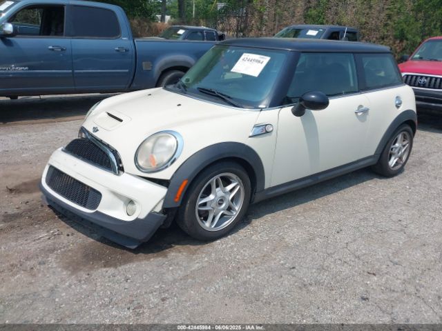 2008 MINI COOPER S WMWMF73548TV37106 Photo 1