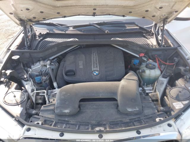 2016 BMW X5 5UXKS4C53G0N14905 Photo 9