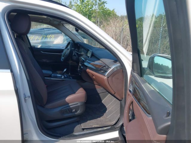 2016 BMW X5 5UXKS4C53G0N14905 Photo 4