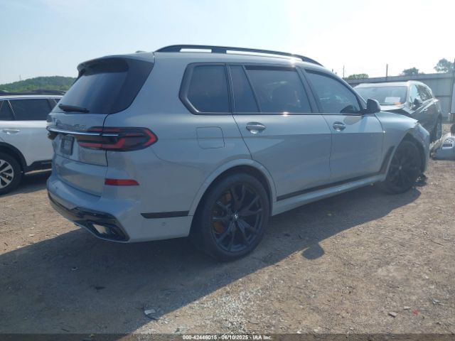 2023 BMW X7 5UX23EM03P9P71869 Photo 3