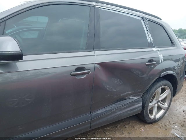 2019 AUDI Q7 WA1VAAF76KD000796 Photo 5