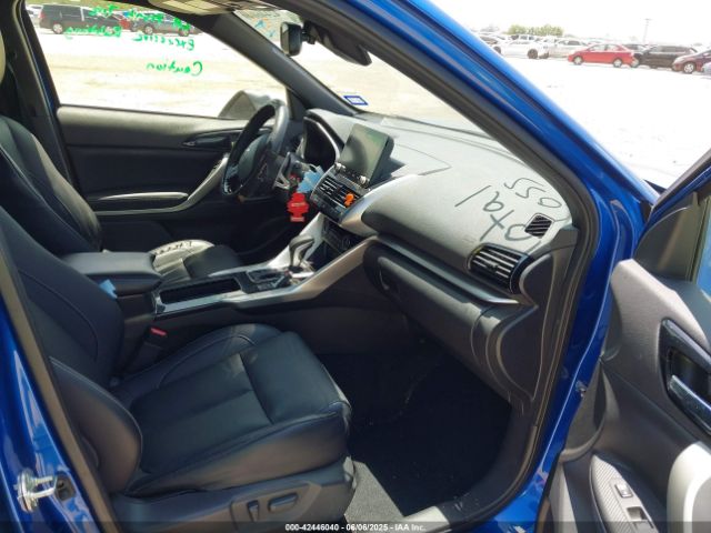 2023 MITSUBISHI ECLIPSE CROSS JA4ATWAAXPZ005454 Photo 4