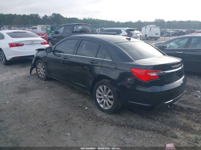 2013 CHRYSLER 200 1C3CCBBB8DN542345 Photo 2