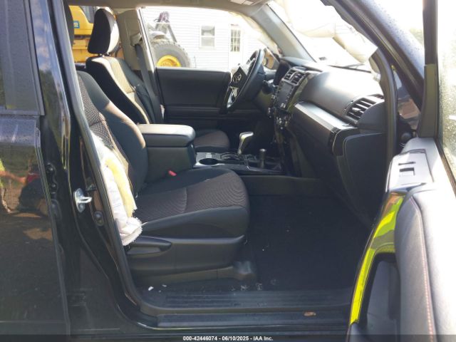 2023 TOYOTA 4RUNNER JTEPU5JR8P6089848 Photo 4